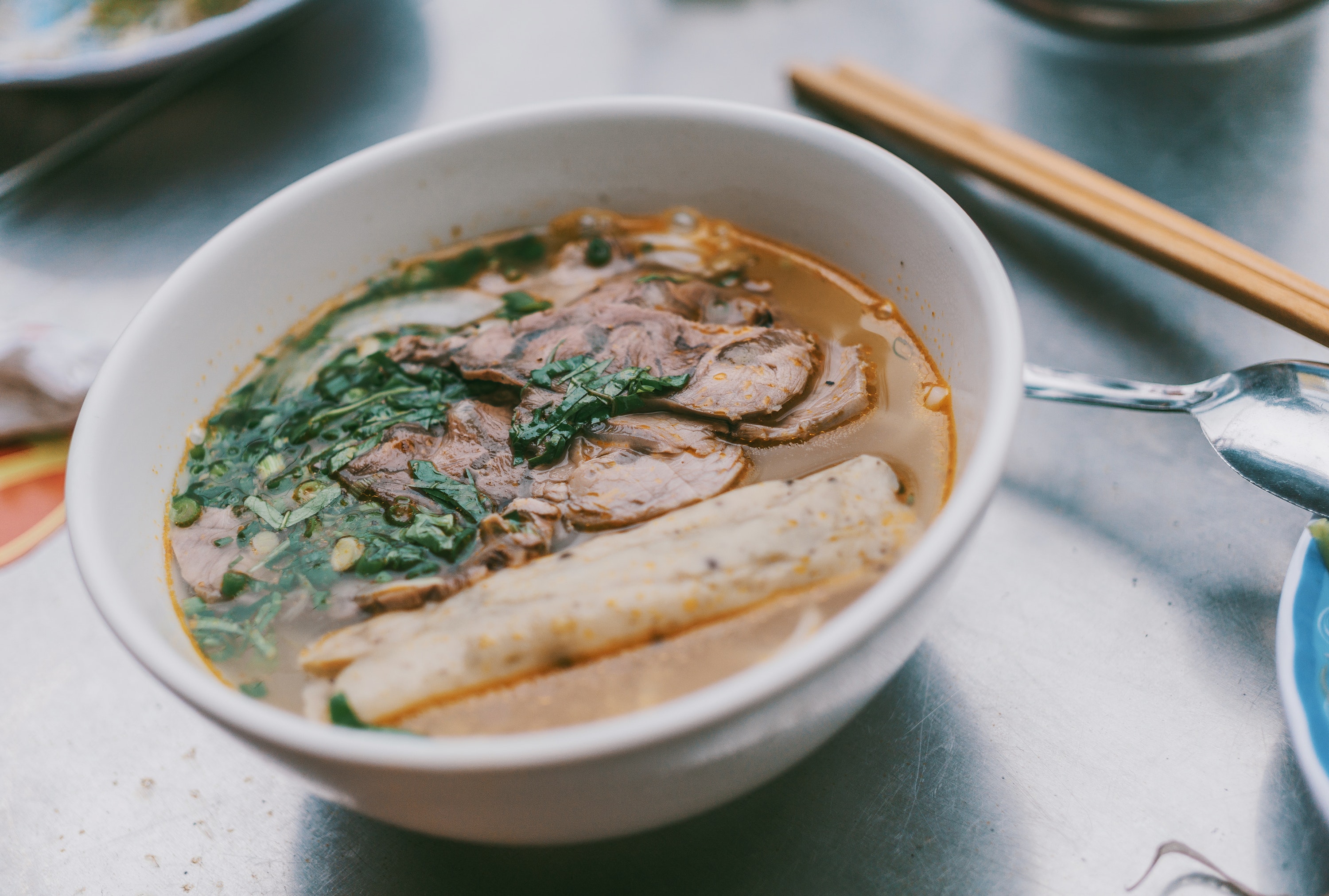 Фасолевый суп с грибами и свининой – кулинарный рецепт