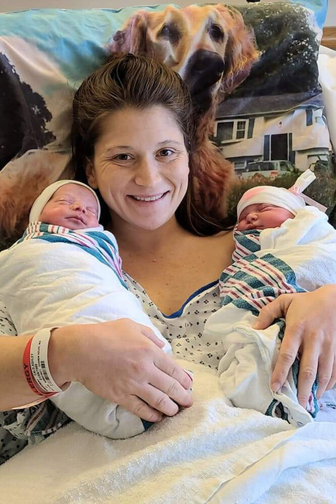 В США женщина с двумя матками родила двух здоровых девочек