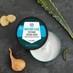 Крем для бритья «Корень маки и алоэ», TheBodyShop, 1290 руб.