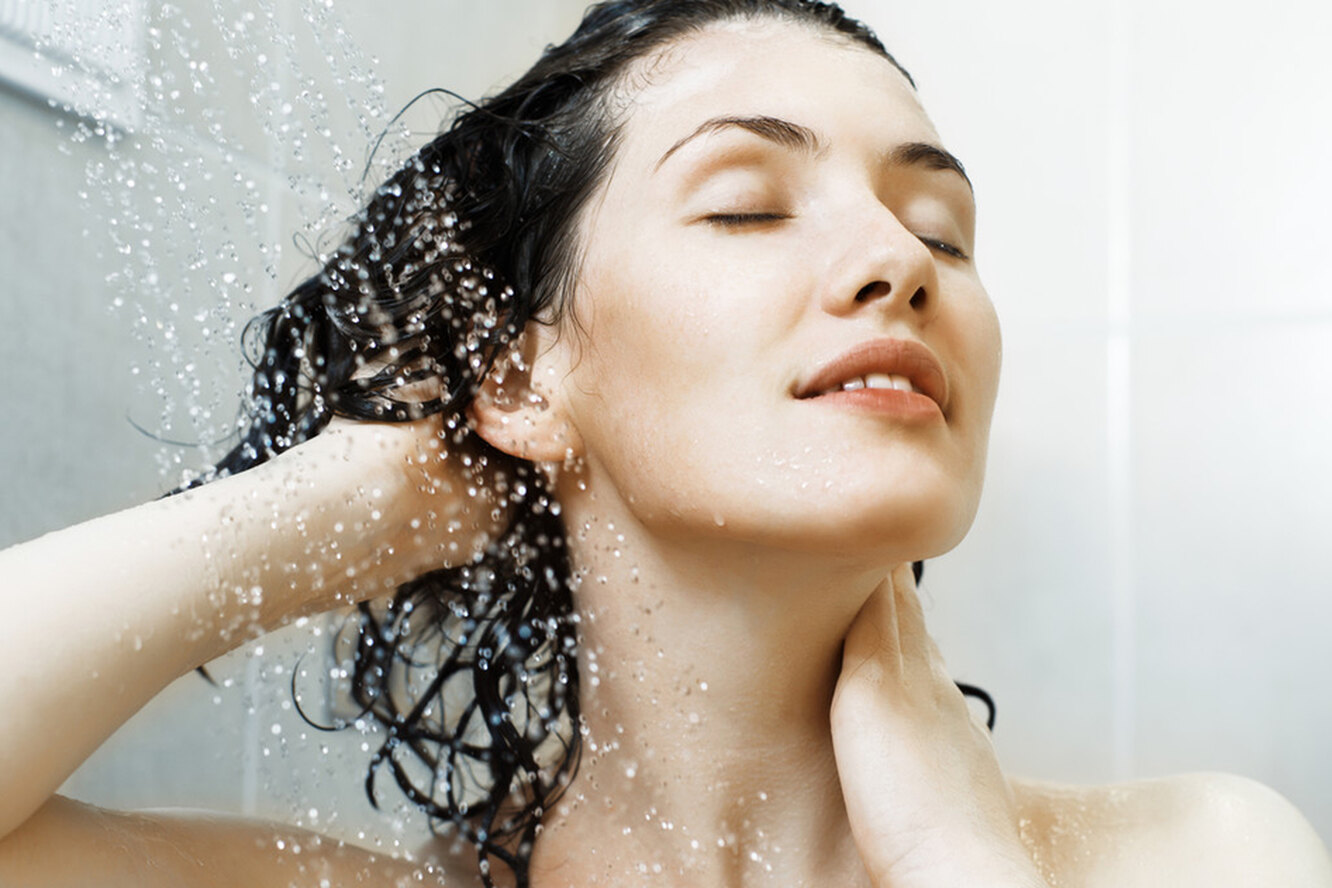 Можно ли мыть волосы питьевой водой