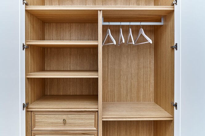 Как украсить шкаф своими руками: 20 идей декора