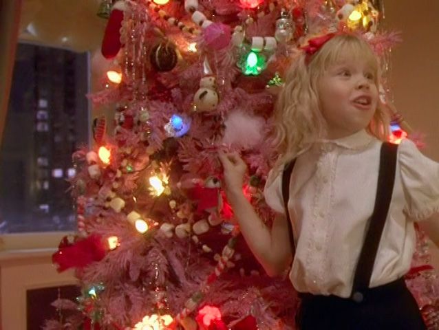 Приключения элоизы трейлер. Элоиза Рождество 2003. Eloise at Christmastime 2003. Приключения Элоизы 2. Элоиза Рождество.