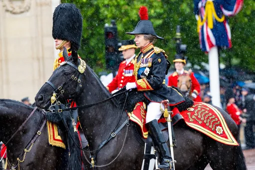 Королевская принцесса Анна на Trooping the Colour в июне 2024 года