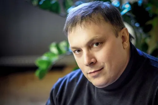 «Сядет вместе со своей директрисой»: Андрей Разин обвинил экс-солиста «Ласкового мая» в махинациях