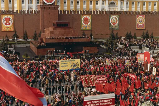 Как в Советском Союзе отмечали 1 мая, 7 ноября и другие праздники: фото, истории