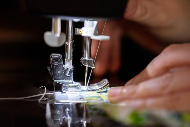 Причины петляния строчки в швейной машине