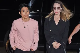 Сын Анджелины Джоли и Брэда Питта встречается с актрисой, которая старше его. Подробности