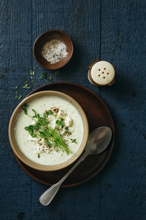 Creamy cauliflower soup