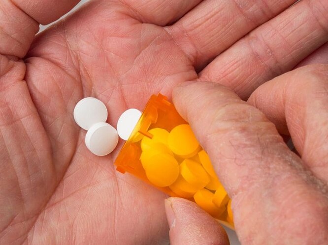 Симптомы и последствия передозировки обезболивающими таблетками