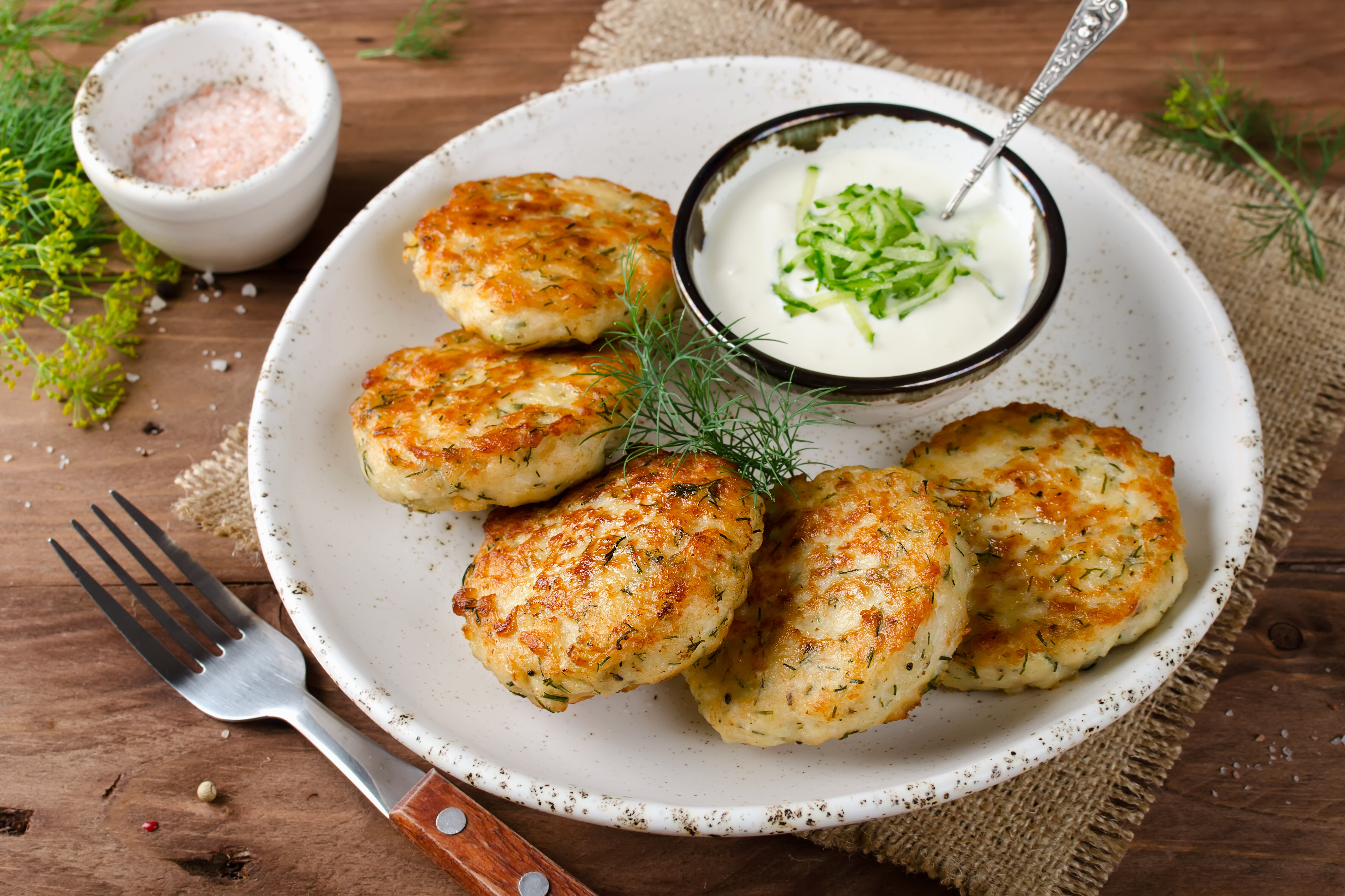 Простой рецепт вкусных котлет без масла и хлеба, которые не нужно жарить