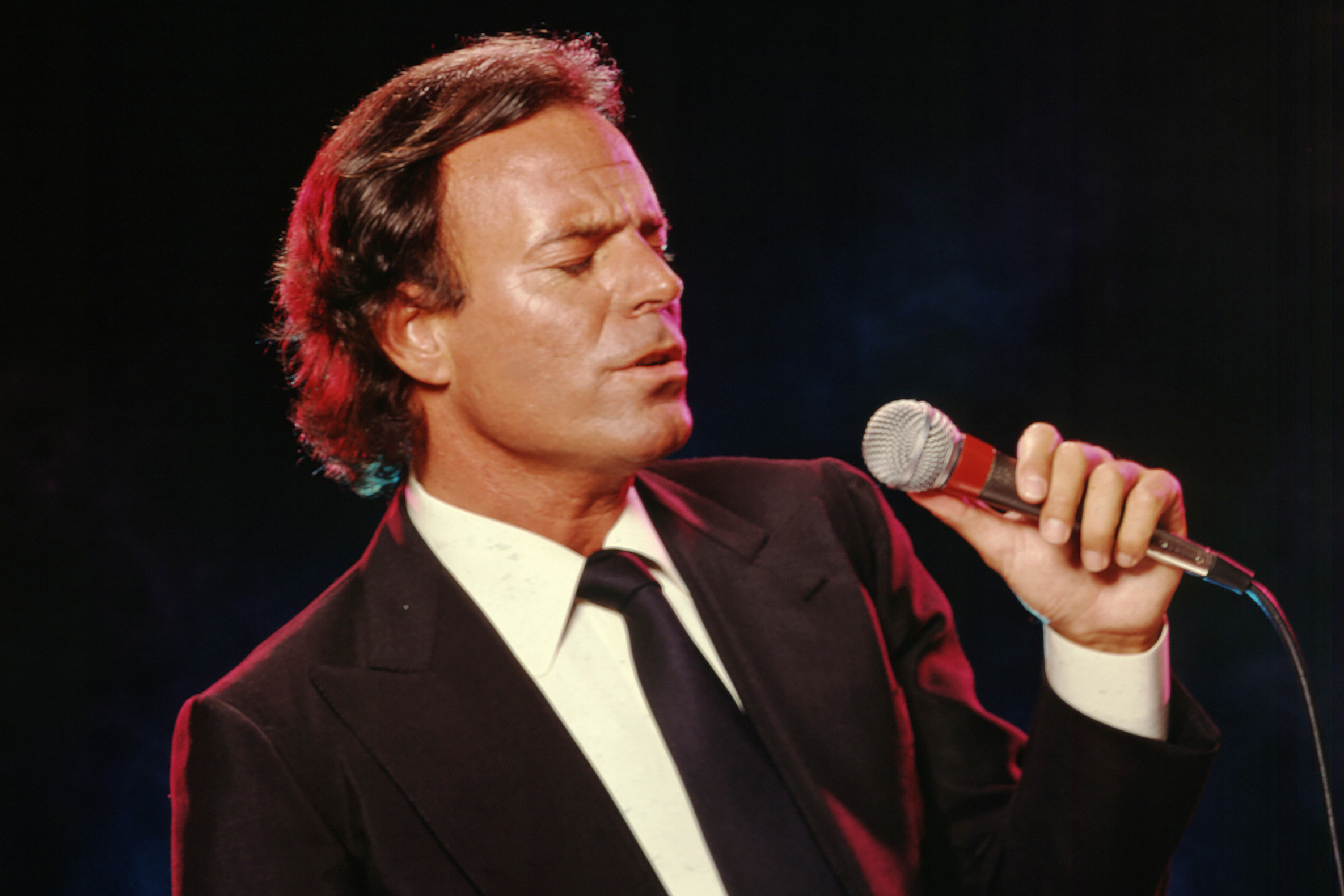 Julio iglesias. Хулио Иглесиас. Хулио Хосе. Хулио Иглесиас певец. 1943 Хулио Иглесиас, певец.