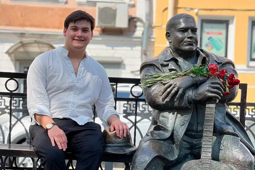 «Я тебя не подведу»: повзрослевший сын Михаила Круга трогательно обратился к отцу в годовщину его смерти