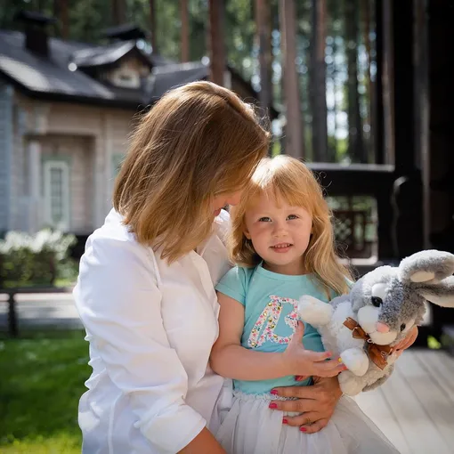 Юлия Проскурякова с дочерью Вероникой