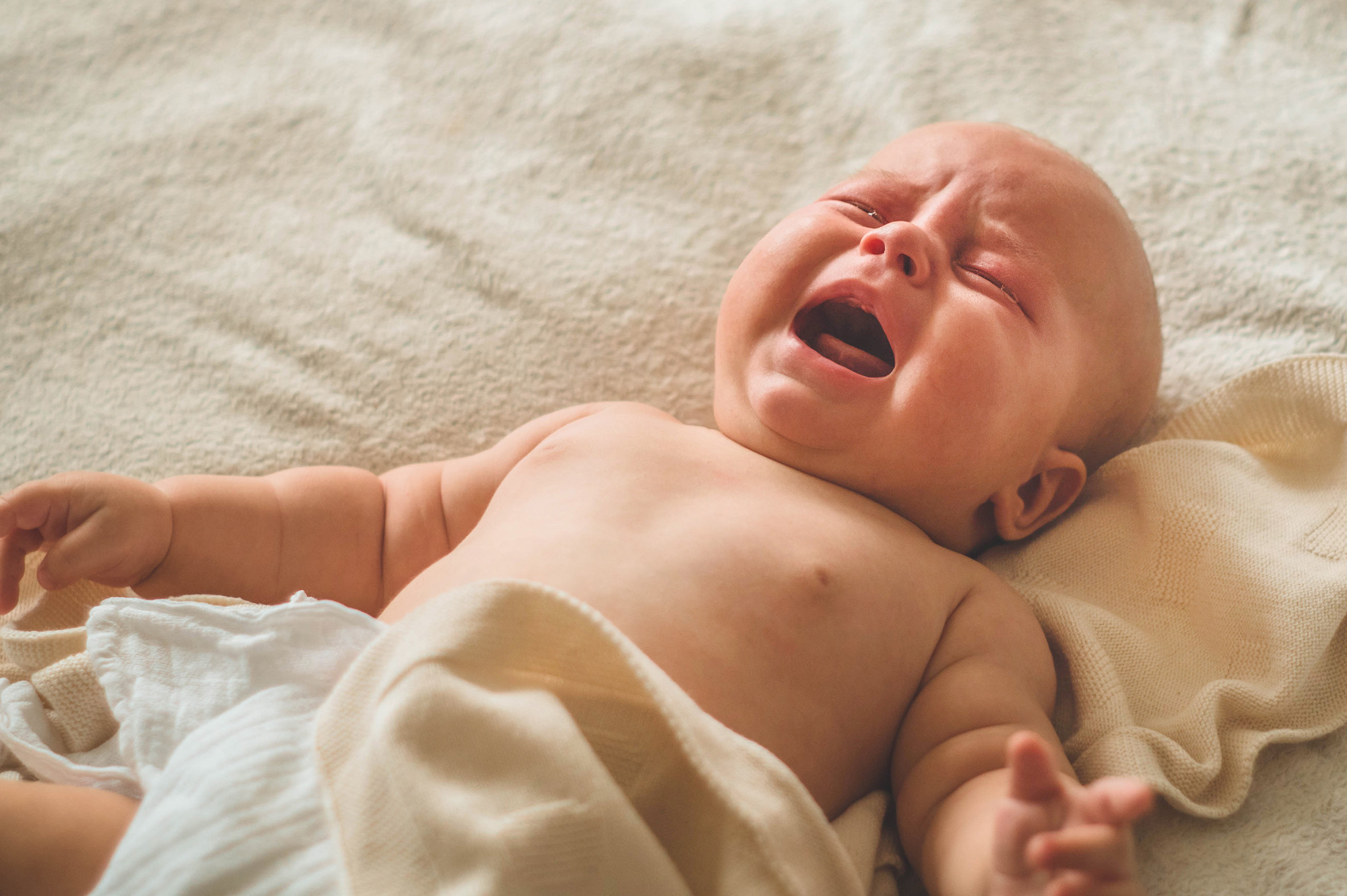 новорожденный упал с кровати последствия