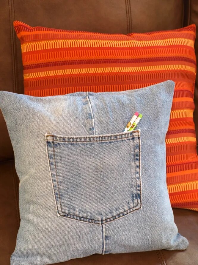 Подушки на диван из джинсы - 68 фото