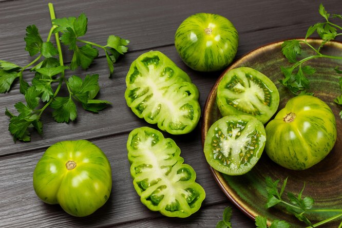 Как приготовить зеленые помидоры по-корейски