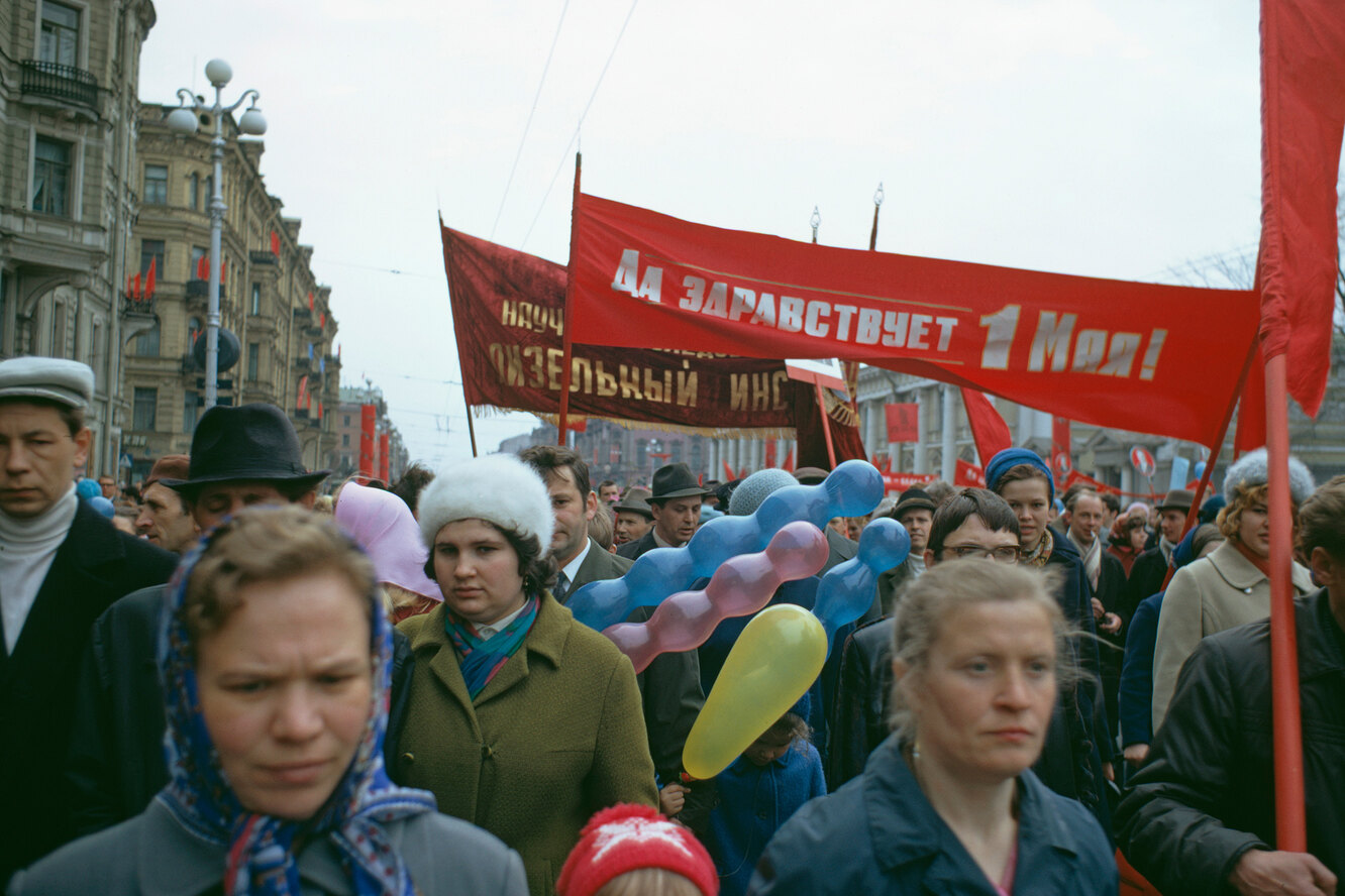 Первомайская демонстрация Невский проспект