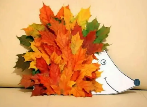 Осенний венок веночек на голову из золотых листьев